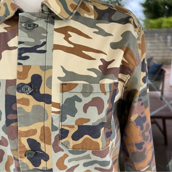FREE ASSEMBLY ~ Desert Camel Camo Patchwork Chore Jacket ~ Youth L (10/12) - Picture 9 of 12